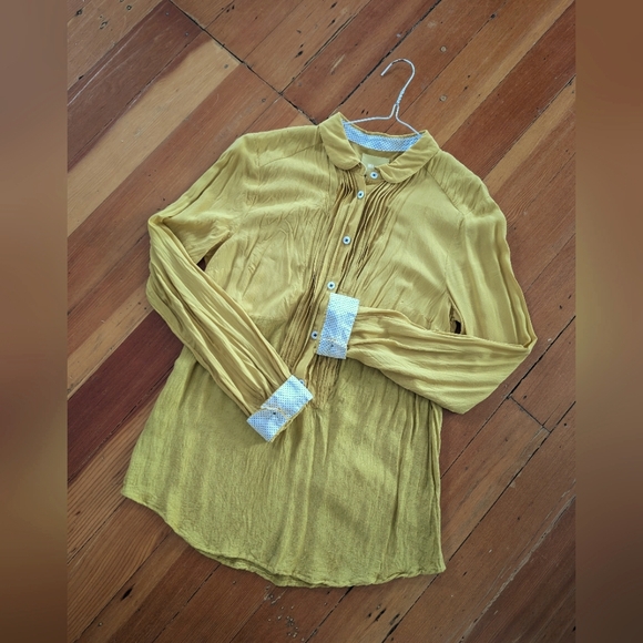 Yellow Maeve blouse with polka dot details, from Anthropologie - Picture 1 of 3